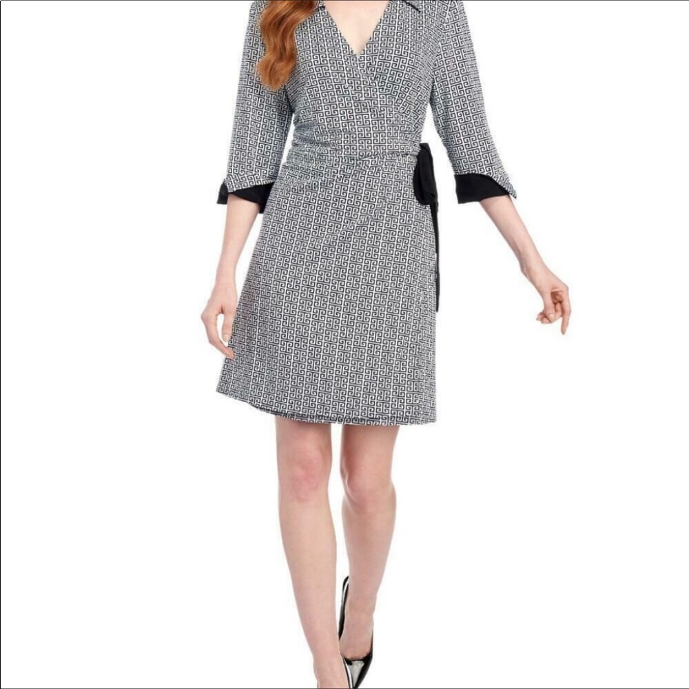 Laundry By Shelli Segal Reversible Jersey Wrap Dress S black and white